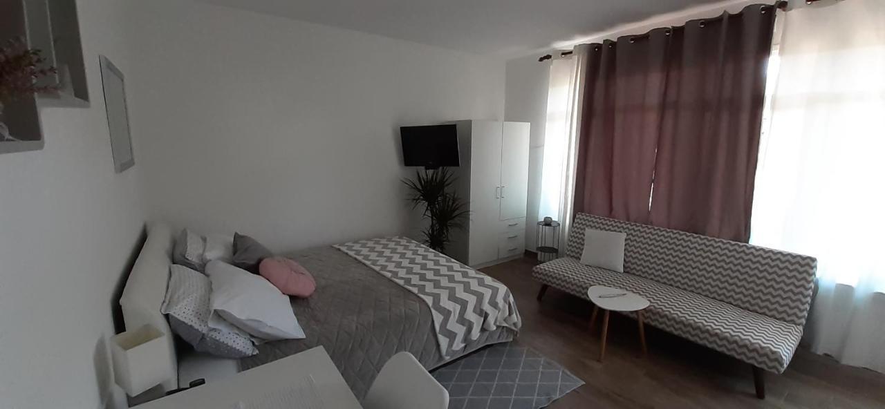 Studio Bianca - Studio With Terrace Near The Sea Sukošan Kültér fotó